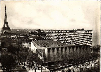 CPM PALAIS DE L'U.N.E.S.C.O. - Gesamtansicht (216768)