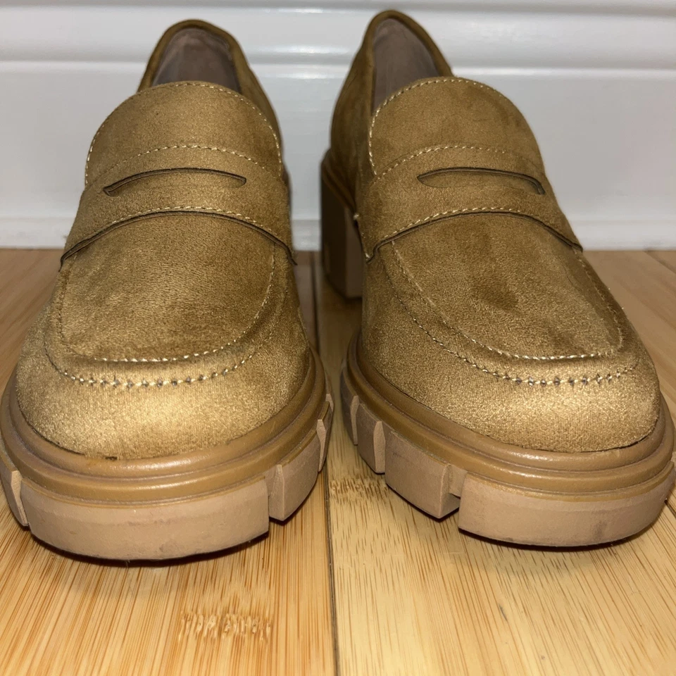 Me Too Size 7 Tan Suede Women's Chunky Block Heel Loafers Casual  - Image 2 of 4