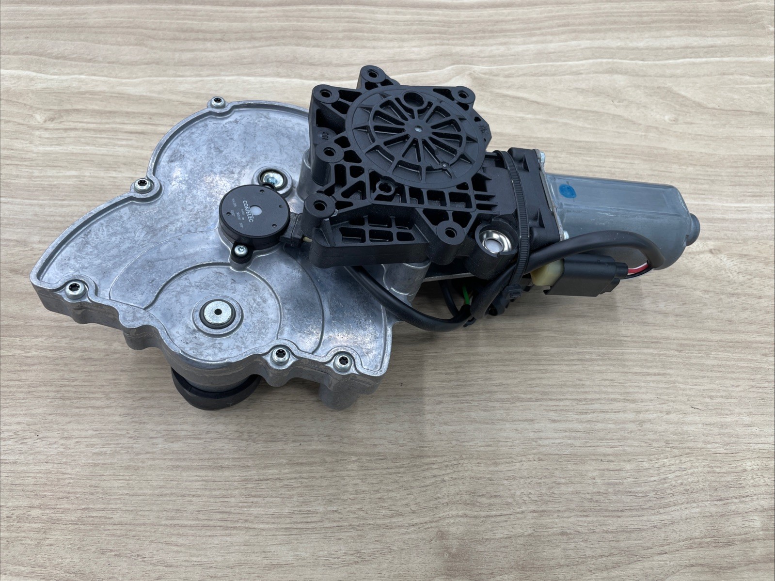 2009 BENTLEY CONTINENTAL TRUNK DECK LID POWER MOTOR  ACTUATOR OEM 3W0827852E ￼