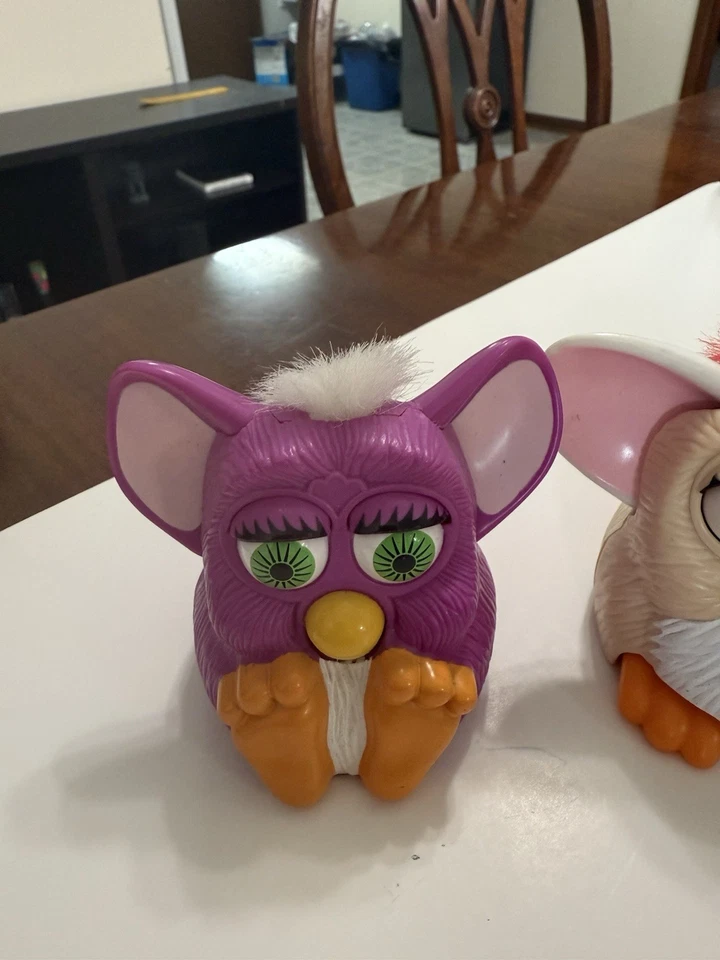 8  Vintage Furby McDonald's Happy Meal Plastic Plush Figures - Image 2 of 4