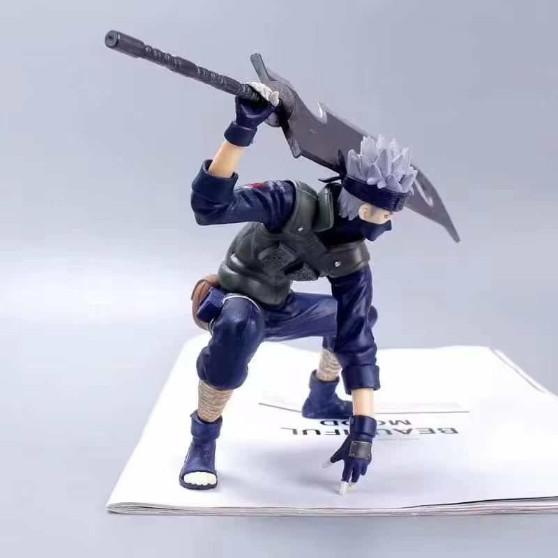 Figurine Naruto Kakashi 15cm statuette manga modèle action