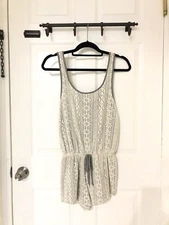 Crotchet Romper (white and gray)
