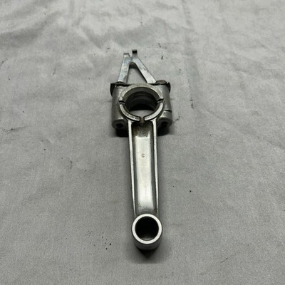 BRIGGS & STRATTON HORIZONTAL ENGINE 100202-0400-XX CONNECTING ROD 297569