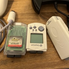 Sega Dreamcast Sports Edition HKT-3020 Console  Cables Controllers VMU Tested