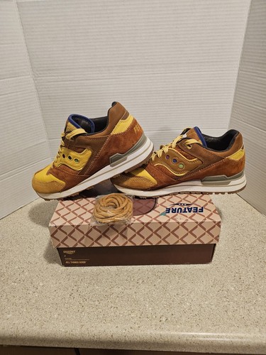 Size 8 - Feature x Saucony Courageous Belgian Waffle Special Box Rare