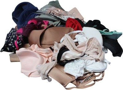 Gemischtes Konvolut Restposten Damen BHs verschiedene Modelle Farben Größen 2,9 kg