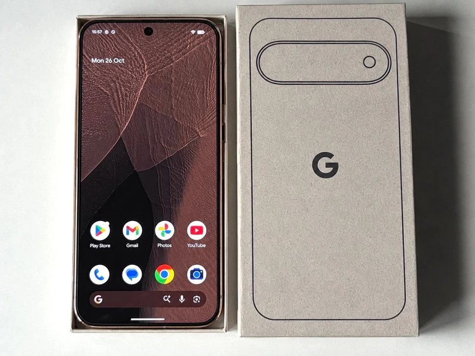 Google Pixel 11 Pro XL · 512GB, photo 2 of 5