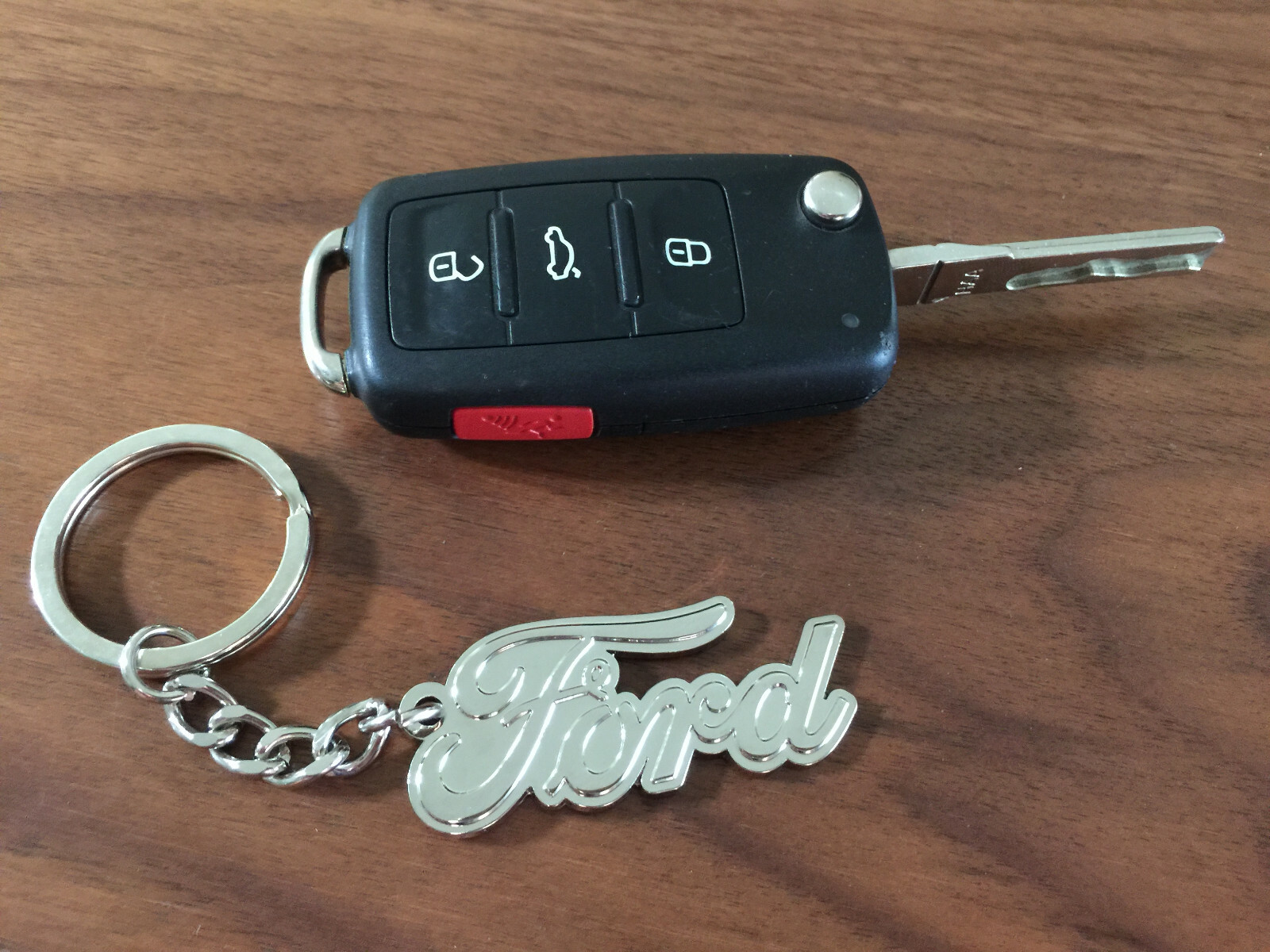 OEM/Genuine Ford Key Chain Ford Signature Fob Design Key Chain