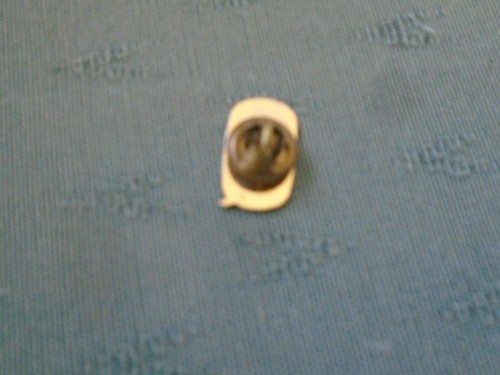 THE AA - AUTOMOBILE ASSOCIATION - ENAMEL PIN BADGE - Picture 2 of 2
