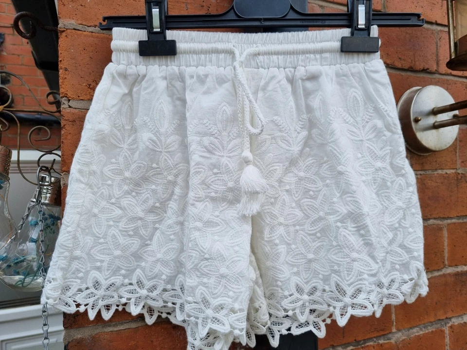 Boden Ivory Lace Shorts - Size XS -WJ053-G1 - Image 3 of 4