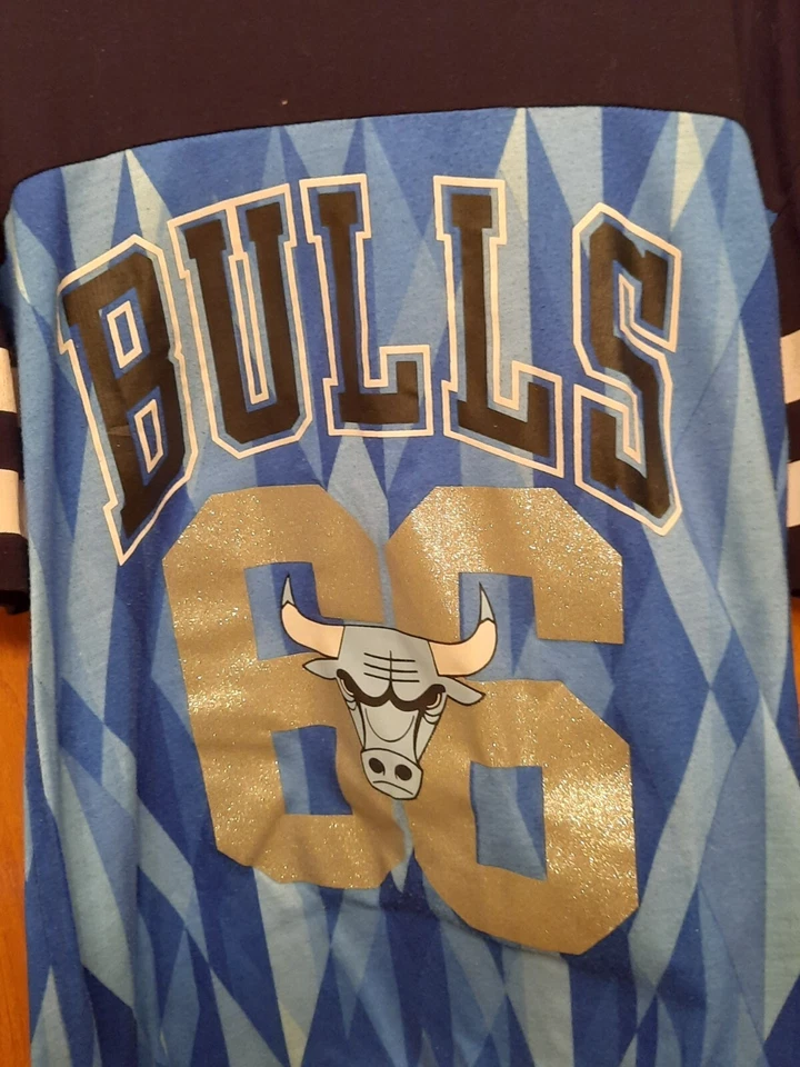 Women's Chicago bulls NBA 66 blue T -Shirt  XS - Image 2 of 4
