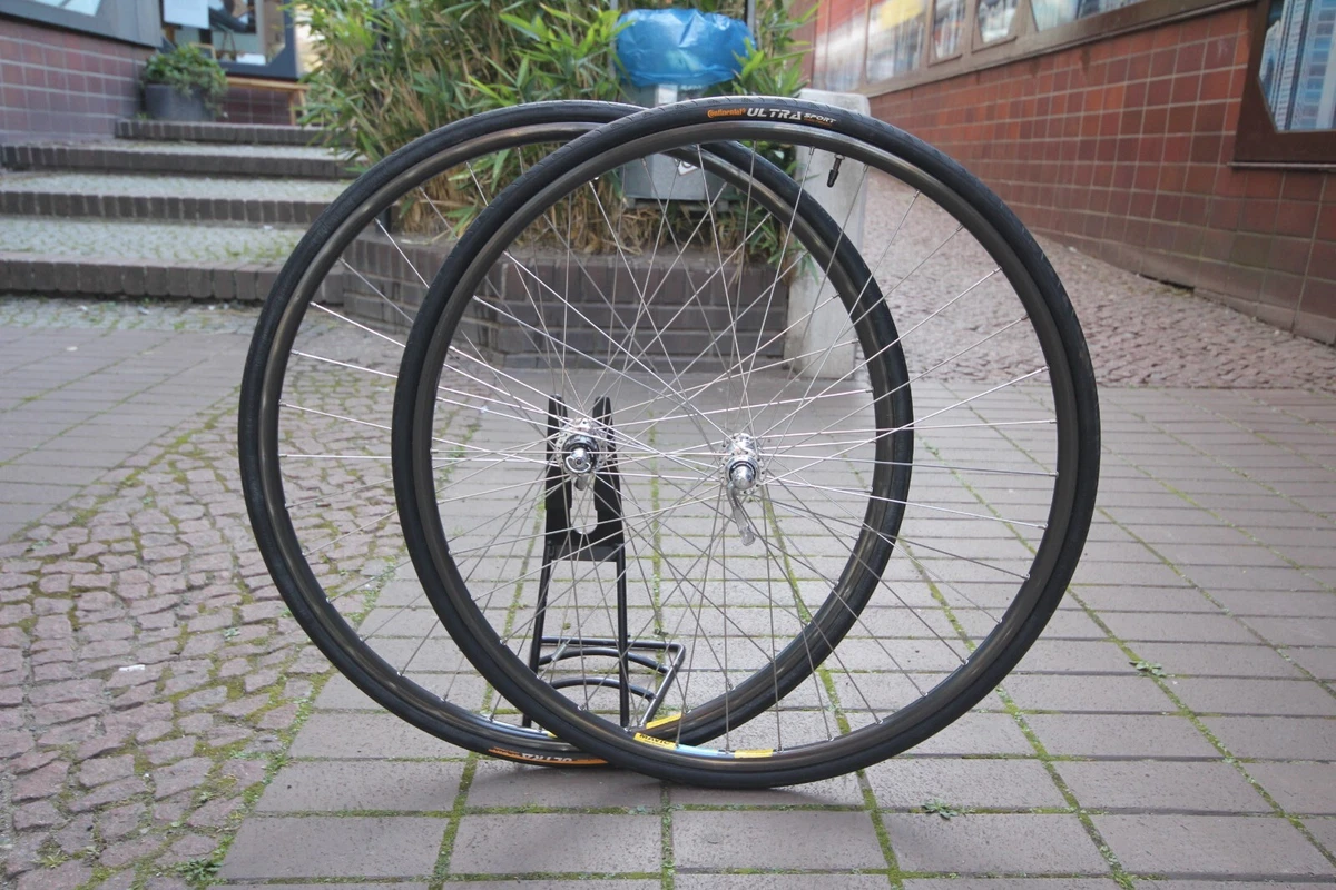 Shimano Dura Ace HB-7400 Q/R Route / Vtt Moyeu 32H-5/6