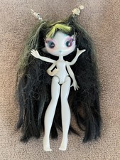 Novi Stars Doll Alien - Malie Tasker