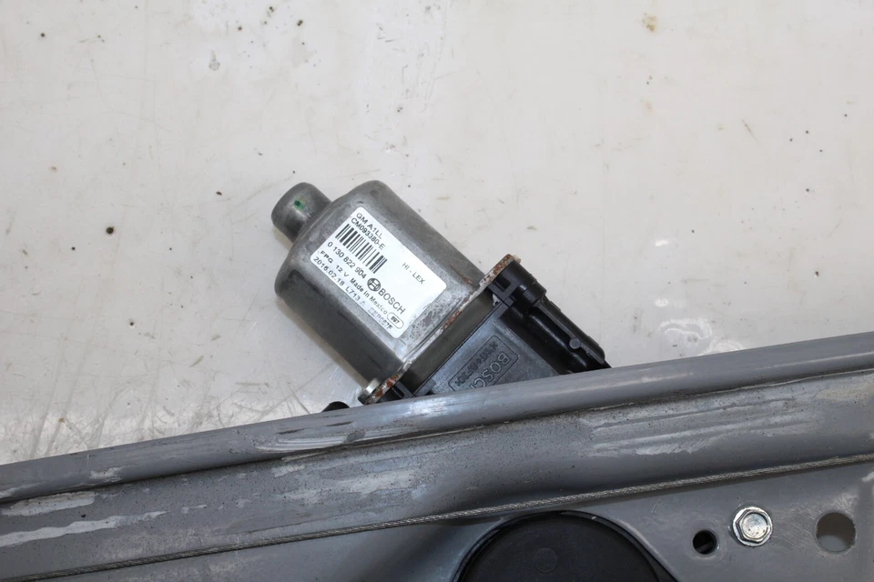 Regulador de janela traseira direita Cadillac CTS 2014-2019 fabricante de equipamento original - Imagem 4 de 4