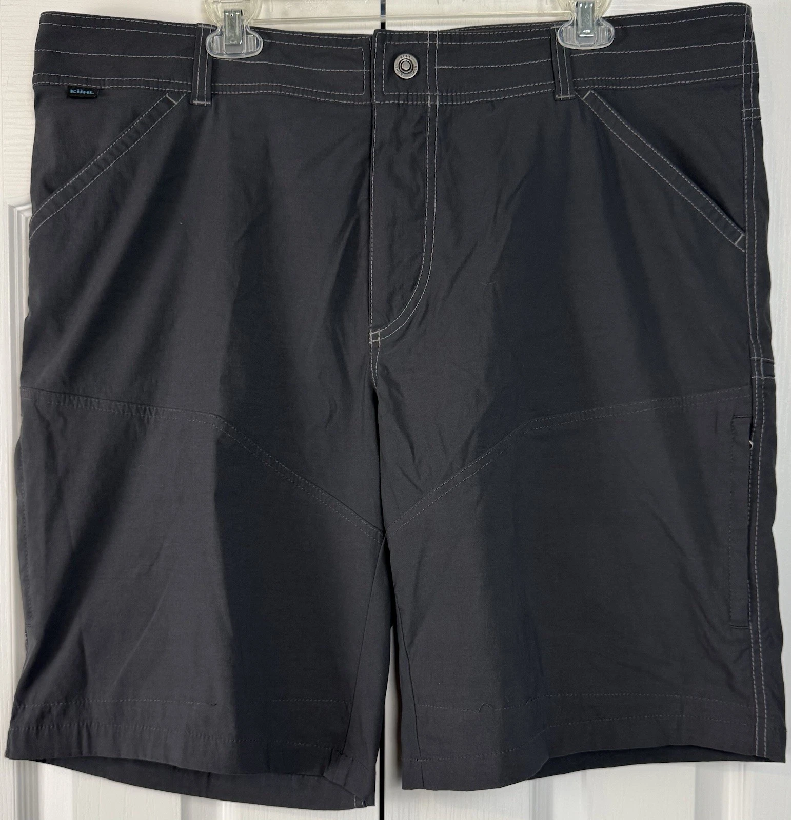 Kuhl Shorts Mens 40 Black Flat Front Hiking Outdoors 10" Inseam Performance EUC
