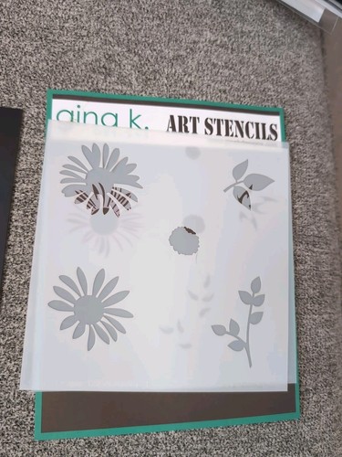 Paquete de plantillas de capas Gina K Designs Daisies Forever con troqueles de estampillas y... - Imagen 4 de 4