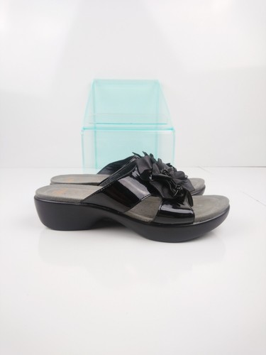 Dansko Black Patent Leather Flower Wedge Slip On Sandals Women's 37 / US 6.5 - 7 - Picture 4 of 8