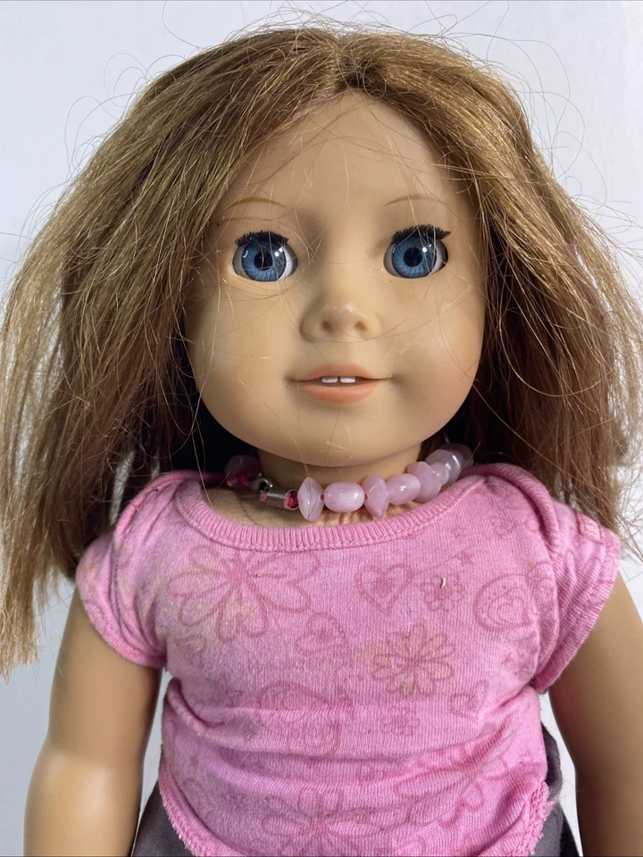American Girl Doll Emily Bennett, red hair, blue eyes With Outfit See Pics! 2013 - Image 2 of 4