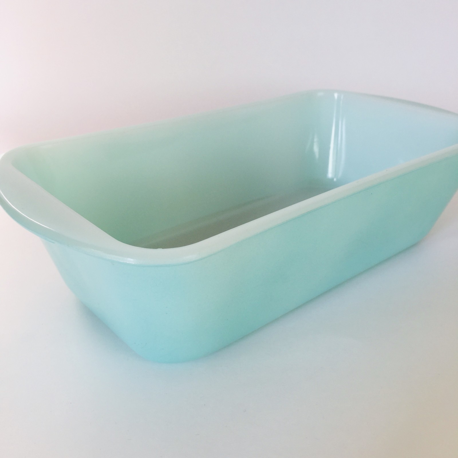 VTG Glasbake Light Blue/Milk White Baking Dish J-522 w/Woolworth Happy Home Tag