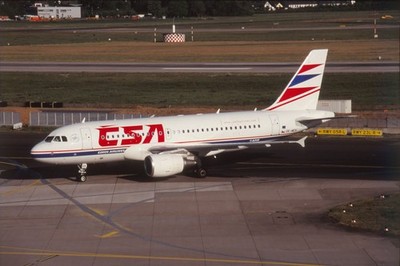 Dia OK-MEK Airbus A319-112 CSA 35mm ungerahmt O95-1-5