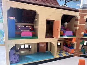 Authentic LEGO The Simpsons House 71006 &ndash; Used w/ Box & Minifigures 