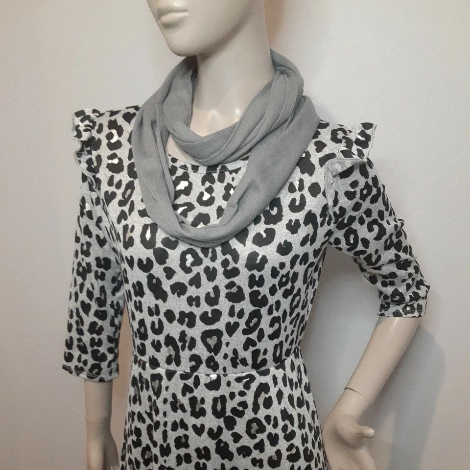 Vestido feminino com cachecol cinza estampa animal 2 peças jeans Arizona vários tamanhos novo com etiquetas - Imagem 4 de 4