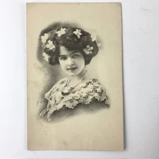 Vintage postcard, Woman with flowers in hair, Illustration, Balboa 1513 stamp