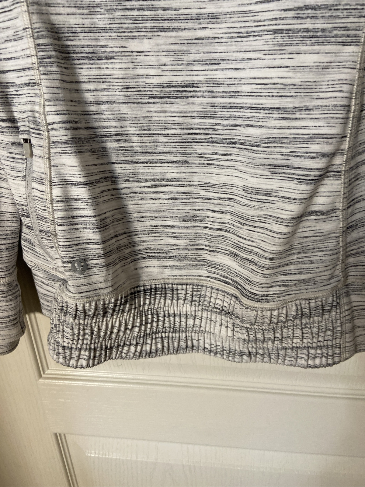 Lululemon Gray Heather Pullover Crossover Hoodie … - image 7