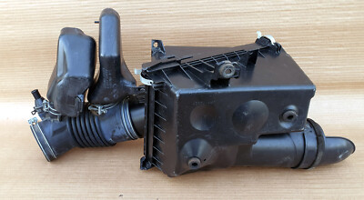 Lexus GX460 13-19 Air Cleaner filter box with housing complete oem