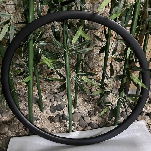 Super Light 700C Symmetry Carbon Road Bicycle Rims 25mmx30mm Tubeless Clincher - Picture 2 of 7