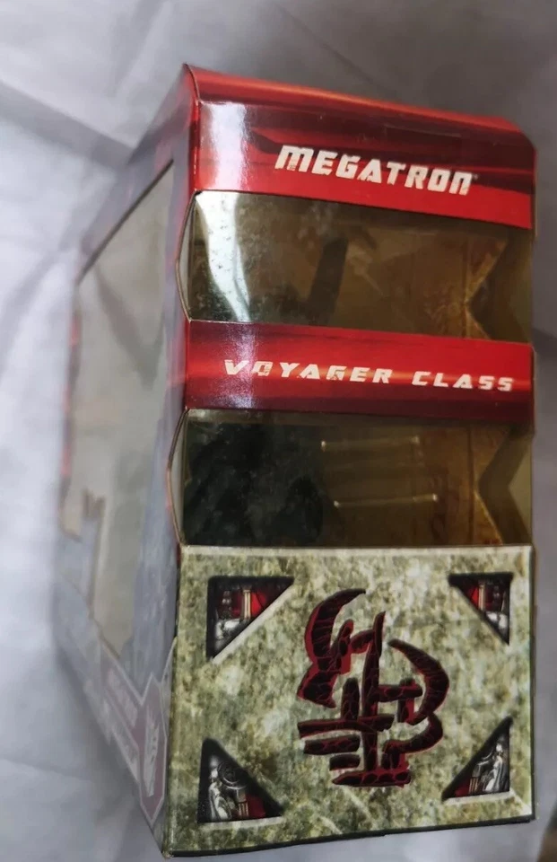 Hasbro Transformers Revenge of the Fallen 2009 Voyager Class Megatron MISB - Image 4 of 4
