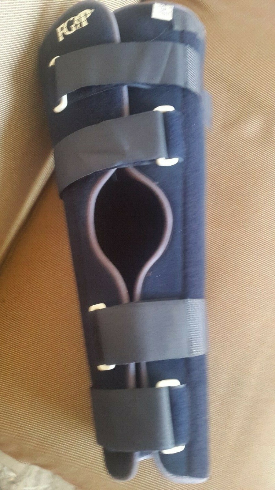 Foto 1 di 4