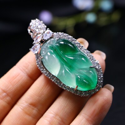 Green Buy ペンダントトップ 花彫刻 最終価格貴重！未使用14Ｋグリーンジェイド SALE Jade Scent Flower Rose Carved Diamond Simulated and (D) アクセサリー