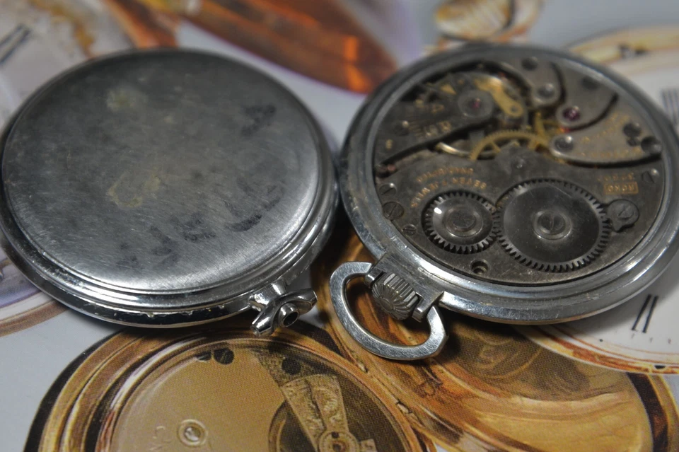 2 relojes de bolsillo vintage MEDANA y GOTHAM 12s 7J --para reparación/piezas Foto 3 de 4