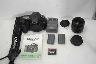 Used Canon EOS 30D, 2.7''LCD, 8.2MP DSLR+ Canon 35-80mm lens, VERY GOOD