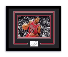Scottie Pippen Autographed Signed 11x14 Framed Photo Chicago Bulls ACOA