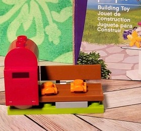 Lego Friends: 41098 Emma's Tourist Kiosk 2015 Retired Set 100% Complete