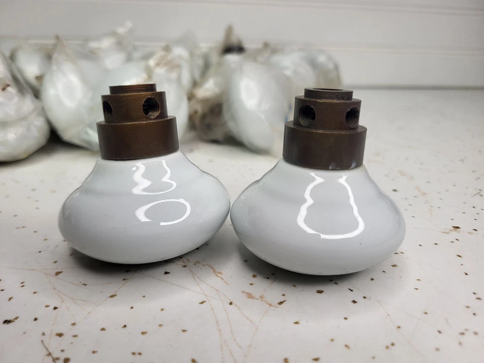 古董/复古白色瓷门把手 2 英寸意大利制造 — 第 2/4 张图片