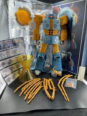 01 Studio Cell 01S01F Unicron Cybertron 2nd edition USAship