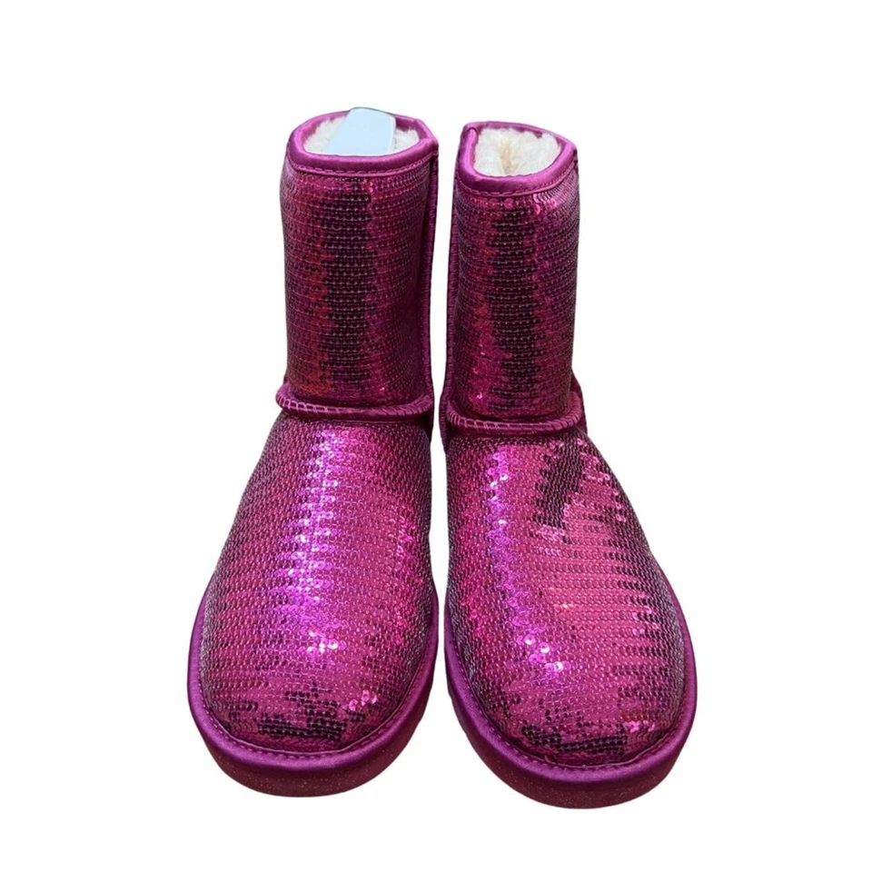 NUEVO EN CAJA UGG Botas Clásicas Cortas Brillantes - Lentejuelas Fucsia - Talla 6 - Venta al por menor $190 Foto 3 de 4