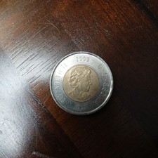 Canada 2 Dollars 2009 Queen Elizabeth II Regina coin Bear On Back Side