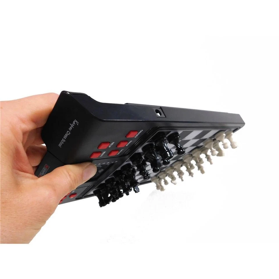 Millennium Schachcomputer Karpov Schachschule M805 Deutsch Schach-Lerncomputer - Bild 3 von 4