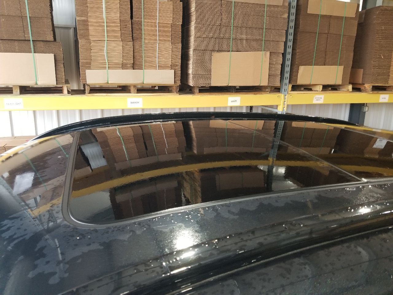 Maserati Levante Front Sunroof glass