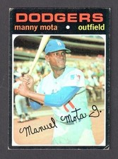 1971 Topps Baseball Card Manny Mota #112 Los Angeles Dodgers