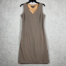 Signature by Larry Levine Sz 4 Sleeveless V-Neck Lined Sheath Knee Length Dress