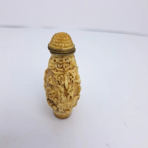 中国广泛细节白色 CINNABAR SNUFF 瓶。 2.5" - 第 2 张/共 7 张