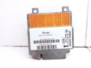 Mercedes- Benz E (W210) 1997 Airbag-Steuergerät 0018202126 20332489