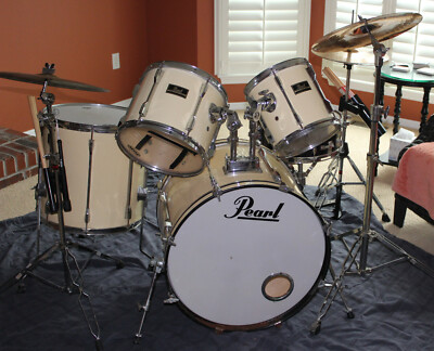 Vintage Pearl Export Series Drum Set Creme Includes cymbals,hi-hat and stands