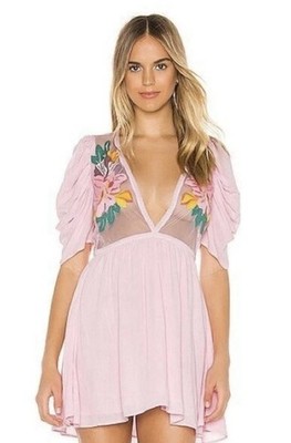 Cleobella Tatiana mini dress, a bohemian pink wrap dress Size Medium Embroidered