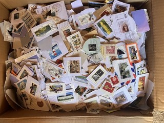 6 KG BRIEFMARKEN AUF PAPIER KILOWARE